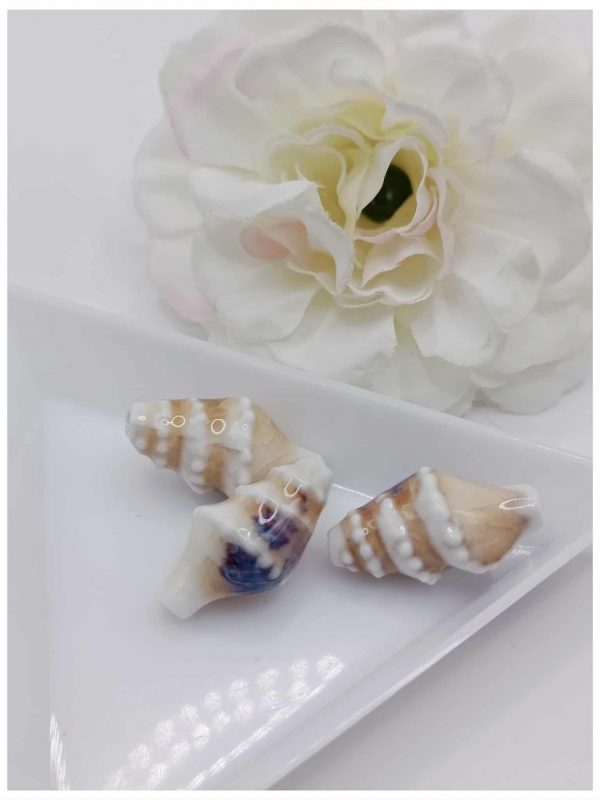 Perle céramique coquille 20*10 mm crème