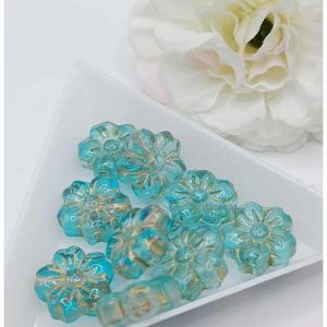 Perle en verre fleur dorée – 14 mm – Vert menthe